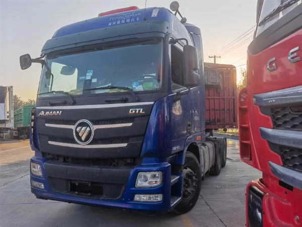 二手欧曼牵引车