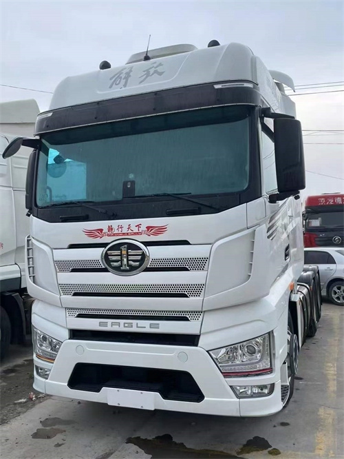 二手国六牵引车