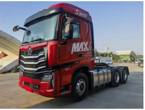 豪沃MAX牵引车