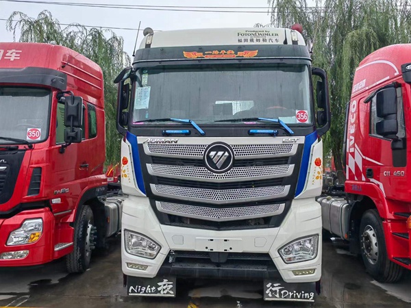 二手欧曼EST牵引车