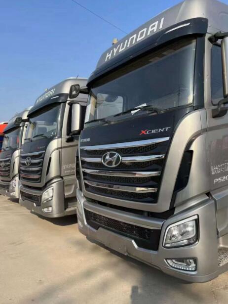 二手现代创虎牵引车