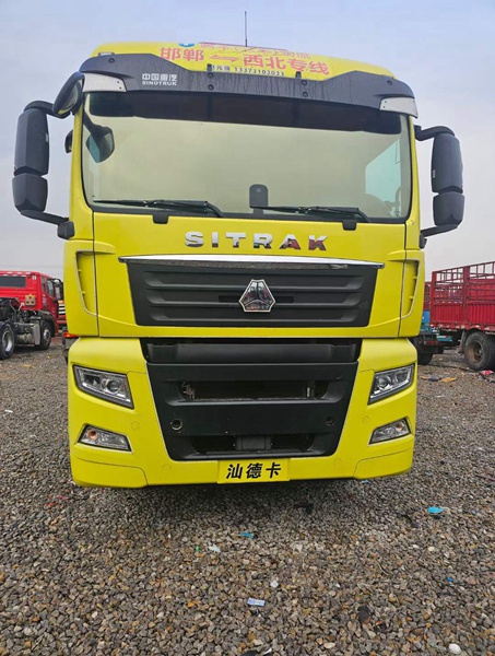 二手汕德卡540牵引车