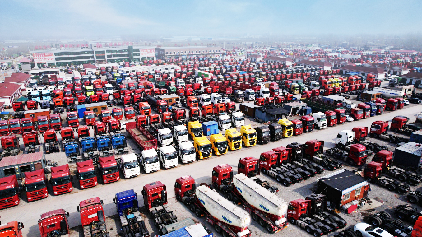 二手牵引车市场