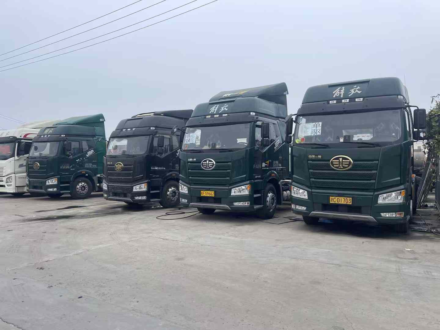 二手单驱牵引车