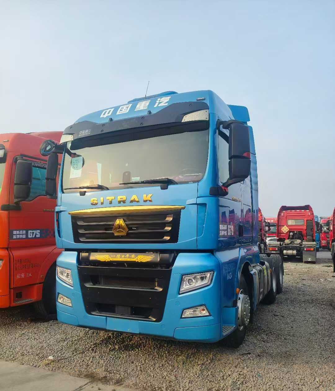 重汽汕德卡二手牵引车