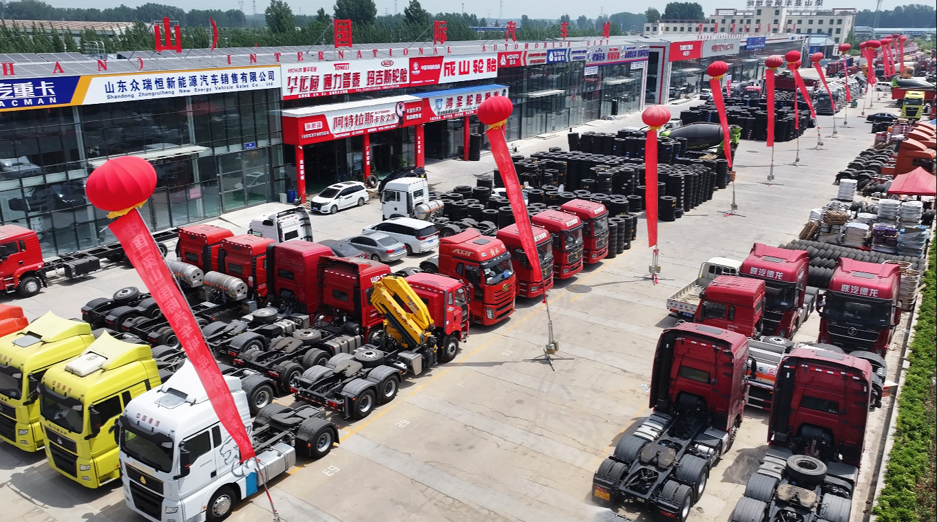 非凡娱乐二手货车市场里的老货车情缘：市场的“活广告”