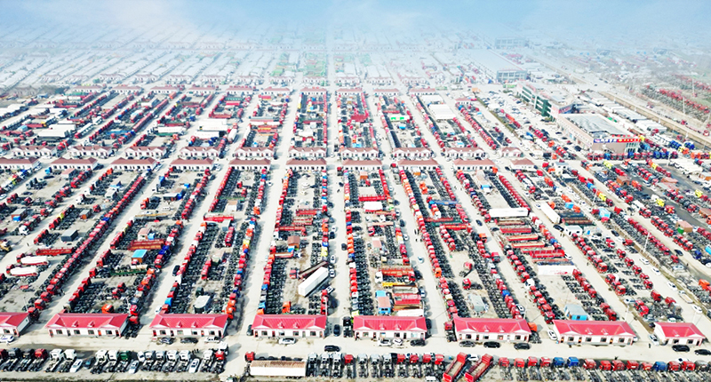 非凡娱乐的师徒选车记：老卡友的盛夏购车课